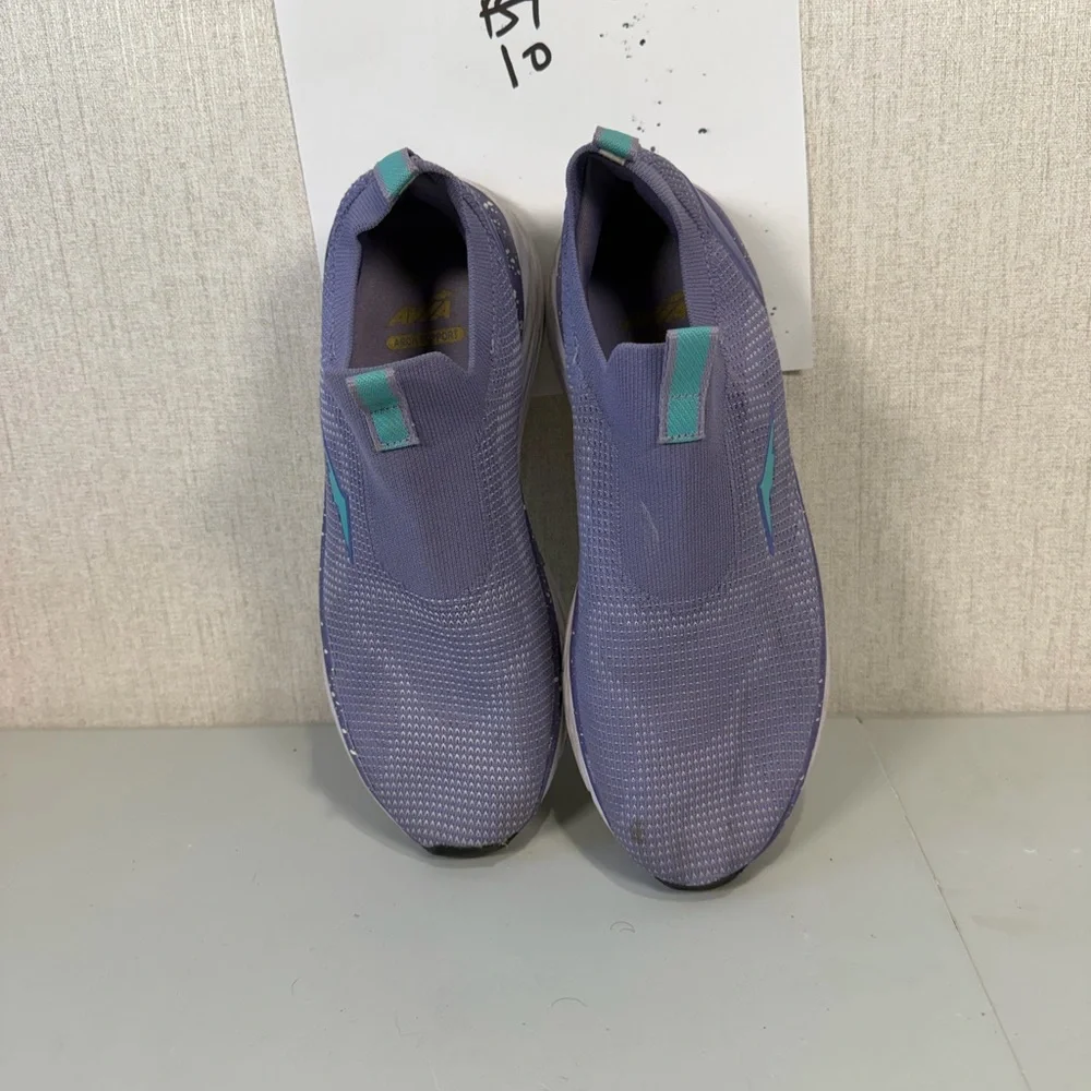 Avia Athletic Shoes Women 8.5 Purple Easy On Comfort Sneakers‎ Light Weight